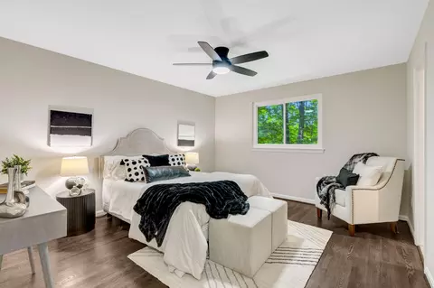 Bedroom - 8213 Springfield Village Dr, Springfield, VA 22152 photo 1 of 5
