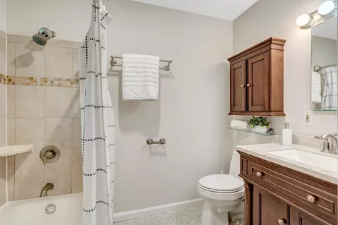 Bath - 8213 Springfield Village Dr, Springfield, VA 22152 photo 2 of 3