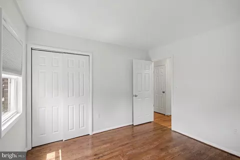 Bedroom - 5422 Ferndale St, Springfield, VA 22151 photo 2 of 5