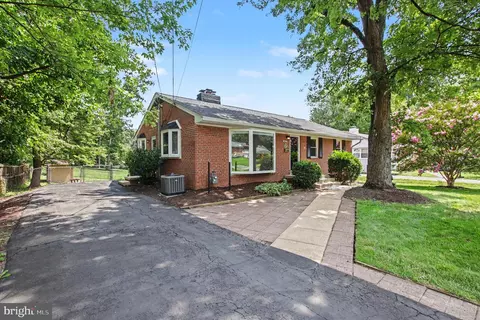 Other - 5422 Ferndale St, Springfield, VA 22151 photo 2 of 11