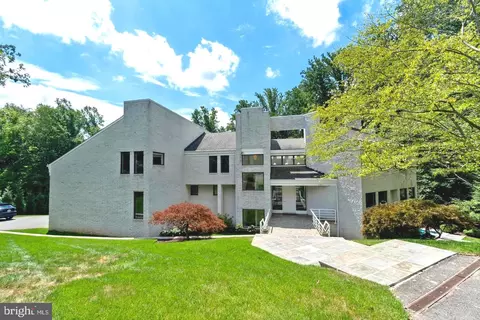 7545 Potomac Fall Rd, Mclean, VA 22102