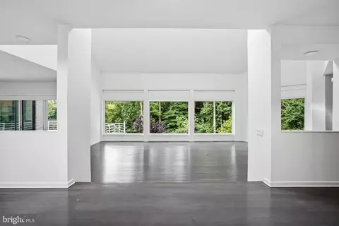 Living - 7545 Potomac Fall Rd, Mclean, VA 22102 photo 1 of 26