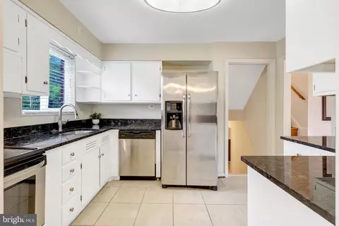 5804 Channing Rd, Springfield, VA 22150 photo 6