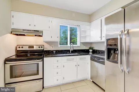 5804 Channing Rd, Springfield, VA 22150 photo 5