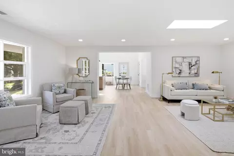 Living - 7501 Nancemond St, Springfield, VA 22150 photo 1 of 4