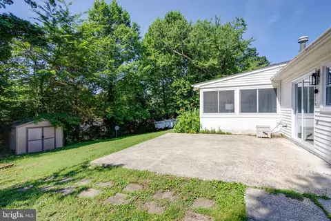 Exterior - 7501 Nancemond St, Springfield, VA 22150 photo 2 of 6