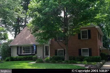 8506 Hitching Post Ln, Alexandria, VA 22308