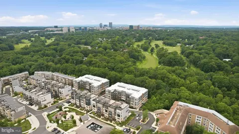 View/Area - 1702 Bandit Loop, Reston, VA 20190 photo 3 of 6
