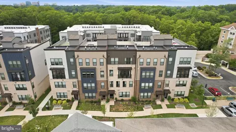 View/Area - 1702 Bandit Loop, Reston, VA 20190 photo 1 of 6