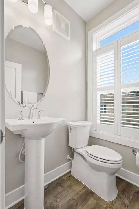 Bath - 1702 Bandit Loop, Reston, VA 20190 photo 1 of 5