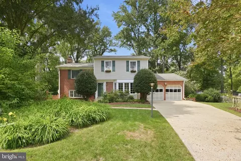 2504 Turbridge Ln, Alexandria, VA 22308
