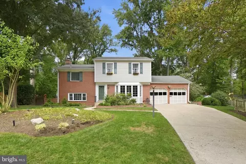 2504 Turbridge Ln, Alexandria, VA 22308