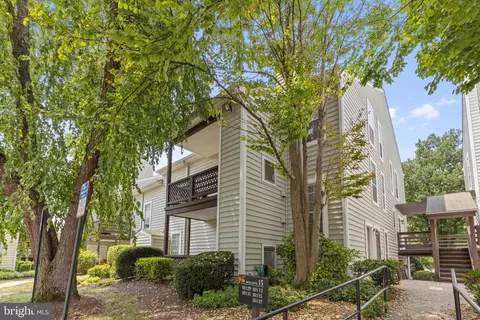 10131 Oakton Terrace Rd, Oakton, VA 22124