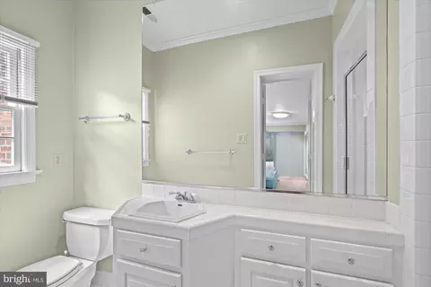 Bath - 1033 Swinks Mill Rd, Mclean, VA 22102 photo 2 of 4