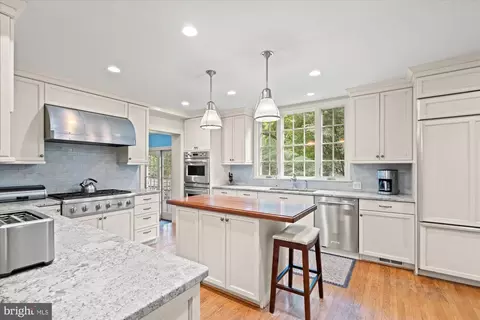 Kitchen - 1033 Swinks Mill Rd, Mclean, VA 22102 photo 1 of 4