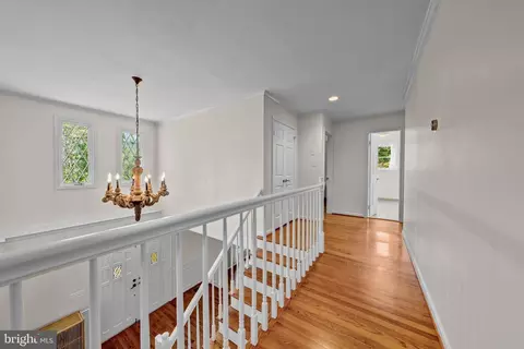 Entry Way - 1077 Spring Hill Rd, Mclean, VA 22102 photo 4 of 6
