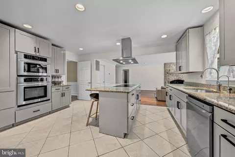 Kitchen - 1077 Spring Hill Rd, Mclean, VA 22102 photo 5 of 7