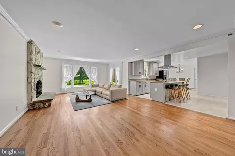 Living - 1077 Spring Hill Rd, Mclean, VA 22102 photo 5 of 7