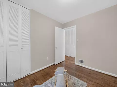 Bedroom - 5502 Kings Park Dr, Springfield, VA 22151 photo 2 of 12