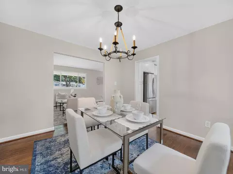Dining - 5502 Kings Park Dr, Springfield, VA 22151 photo 2 of 6