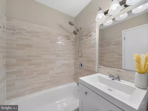 Bath - 5502 Kings Park Dr, Springfield, VA 22151 photo 2 of 6