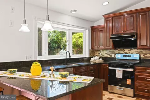 Kitchen - 1603 Simmons Dr, Mclean, VA 22101 photo 1 of 3