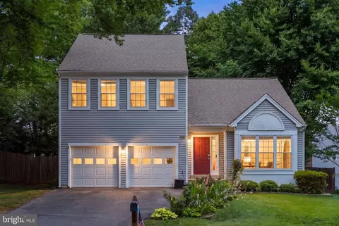 9030 Chestnut Ridge Rd, Fairfax Station, VA 22039