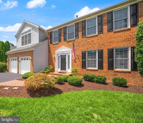 13111 Blue Willow Pl, Clifton, VA 20124