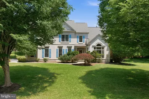 1407 Woodhurst Blvd, Mclean, VA 22102