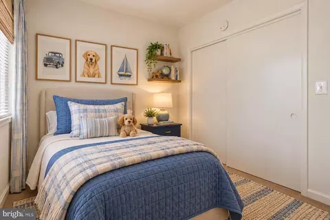 Bedroom - 7314 Foxe Pl, Springfield, VA 22151 photo 2 of 13