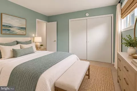 Bedroom - 7314 Foxe Pl, Springfield, VA 22151 photo 7 of 13