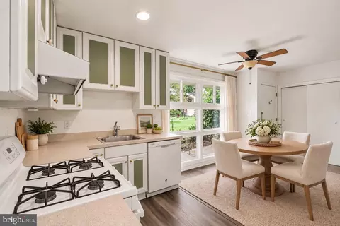 Kitchen - 7314 Foxe Pl, Springfield, VA 22151 photo 2 of 2