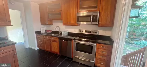 Other - 7208 Briarcliff Dr, Springfield, VA 22153 photo 5 of 21