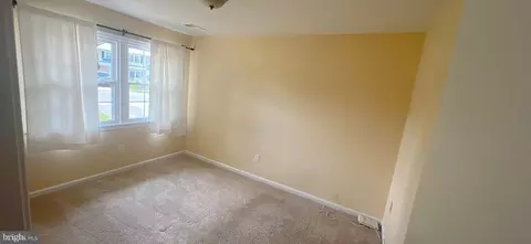 Bedroom - 7208 Briarcliff Dr, Springfield, VA 22153 photo 3 of 3
