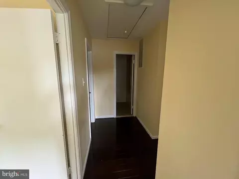 Entry Way - 7208 Briarcliff Dr, Springfield, VA 22153 photo 15 of 16
