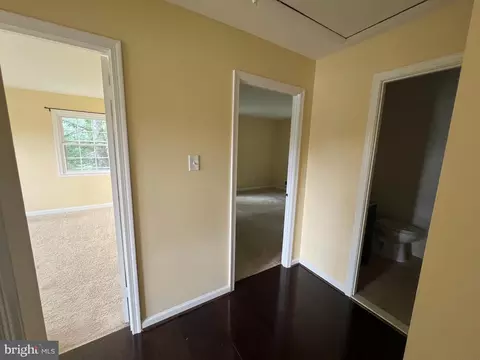 Entry Way - 7208 Briarcliff Dr, Springfield, VA 22153 photo 14 of 16