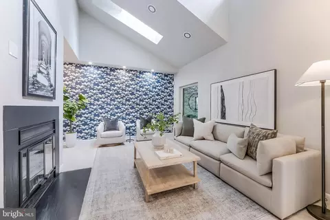 Living - 1982 Solaridge Ct, Reston, VA 20191 photo 1 of 4
