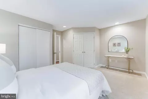 Bedroom - 1982 Solaridge Ct, Reston, VA 20191 photo 5 of 8