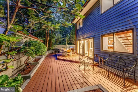 Exterior - 1982 Solaridge Ct, Reston, VA 20191 photo 2 of 14