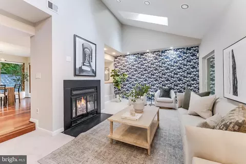Living - 1982 Solaridge Ct, Reston, VA 20191 photo 4 of 4