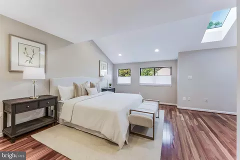 Bedroom - 1982 Solaridge Ct, Reston, VA 20191 photo 1 of 8