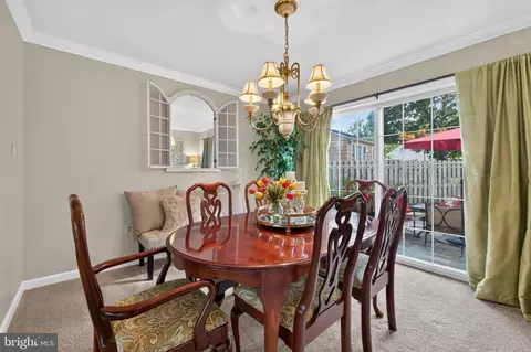 Dining - 7901 Laural Valley Way, Springfield, VA 22153 photo 2 of 4
