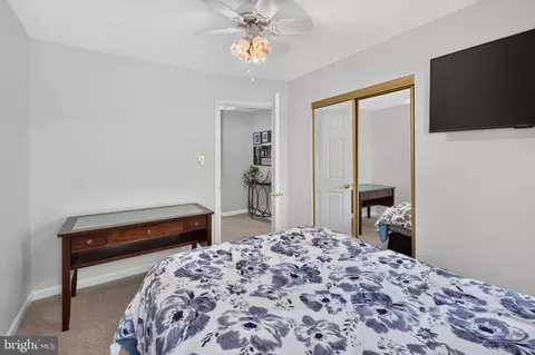 Bedroom - 7901 Laural Valley Way, Springfield, VA 22153 photo 7 of 11