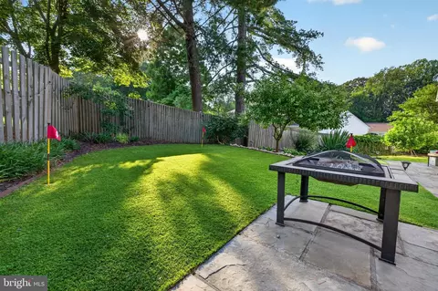 Exterior - 7901 Laural Valley Way, Springfield, VA 22153 photo 6 of 10