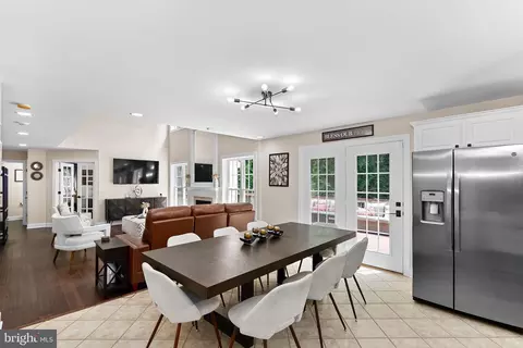 Dining - 7214 Calamo St, Springfield, VA 22150 photo 4 of 4