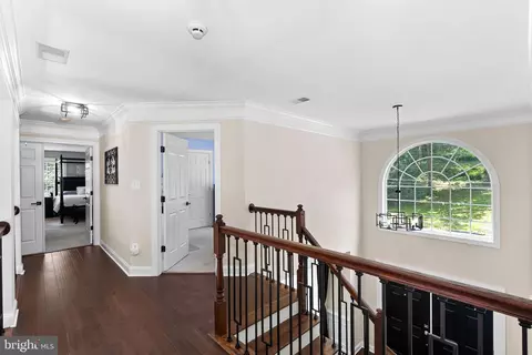 Entry Way - 7214 Calamo St, Springfield, VA 22150 photo 15 of 19
