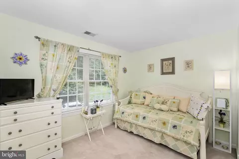 Bedroom - 7214 Calamo St, Springfield, VA 22150 photo 6 of 8