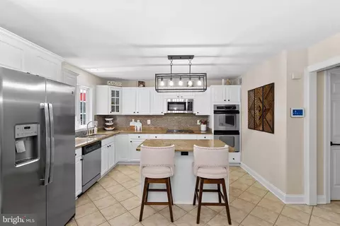 Kitchen - 7214 Calamo St, Springfield, VA 22150 photo 1 of 4