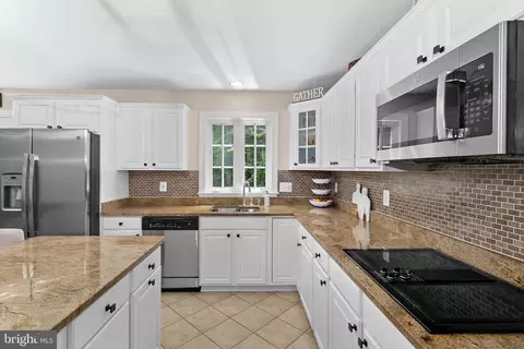 Kitchen - 7214 Calamo St, Springfield, VA 22150 photo 2 of 4