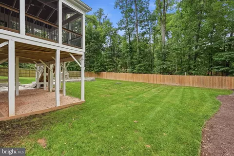 Exterior - 2604 Mountain Laurel Pl, Reston, VA 20191 photo 7 of 12